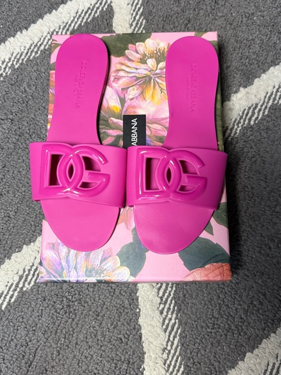 Dolce & Gabbana Shoes - Dolce & Gabbana Fuchsia Logo Slide Sandals